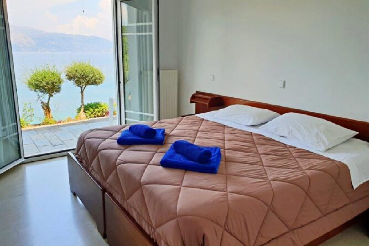 Dimitra Apartments