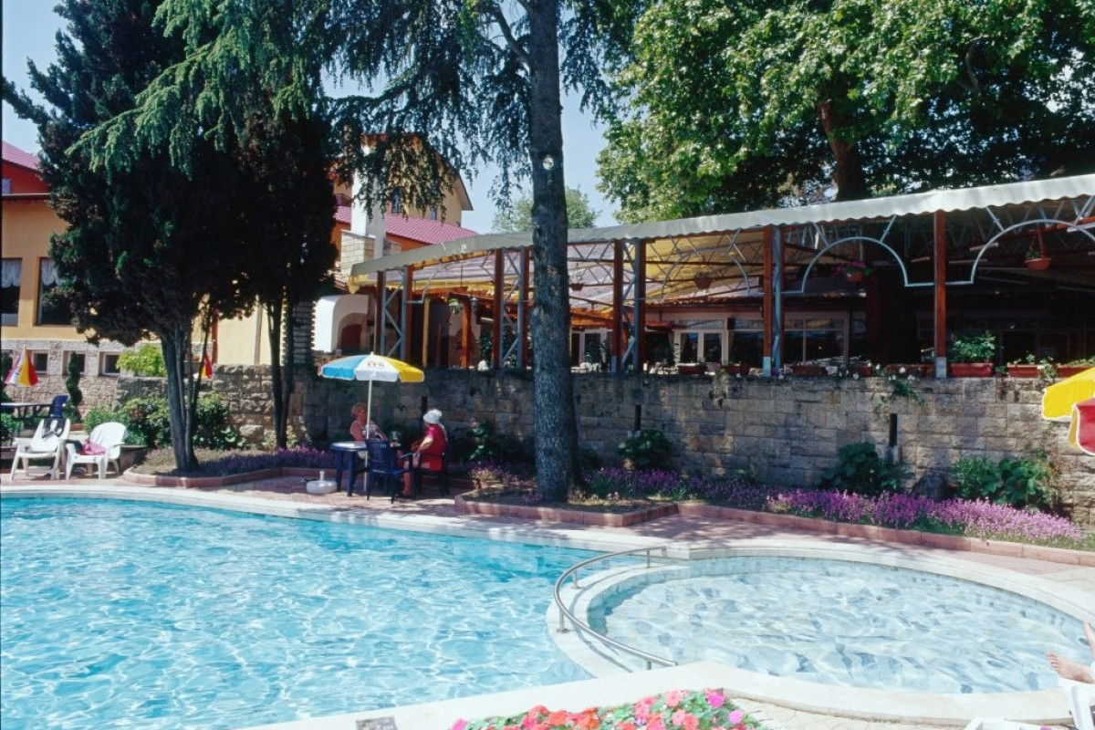 Estreya Palace (St.Constantin:E) 4*