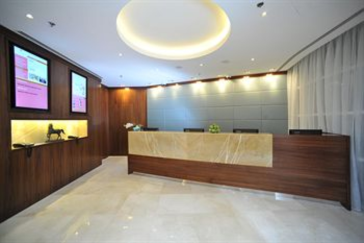 RAMADA BY WYNDHAM ABU DHABI CORNICHE