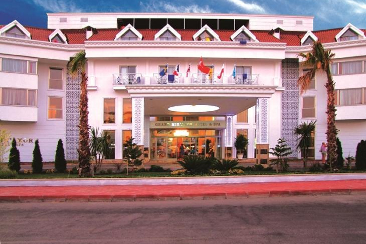 GRAND MIRAMOR HOTEL