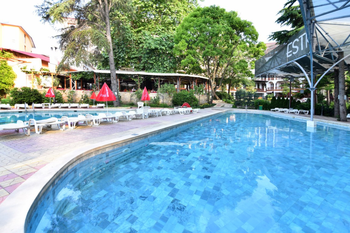 Estreya Residence (St.Constantin:E) 4*
