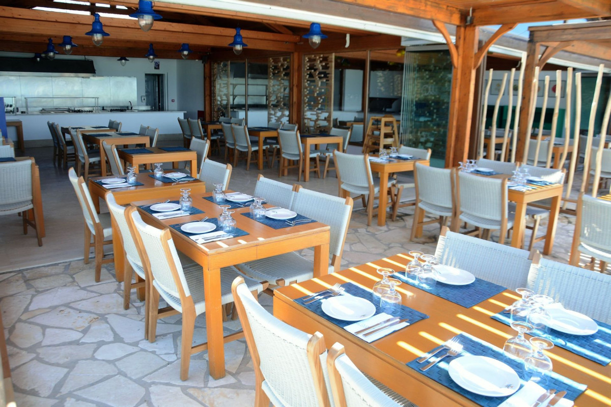 Roda Beach Resort  Spa