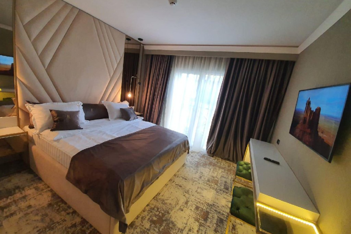 HOTEL ELEXUS PREDEAL