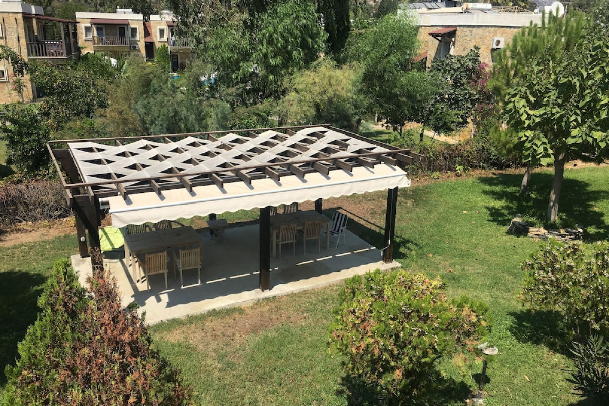 VILLANAZ APART HOTEL