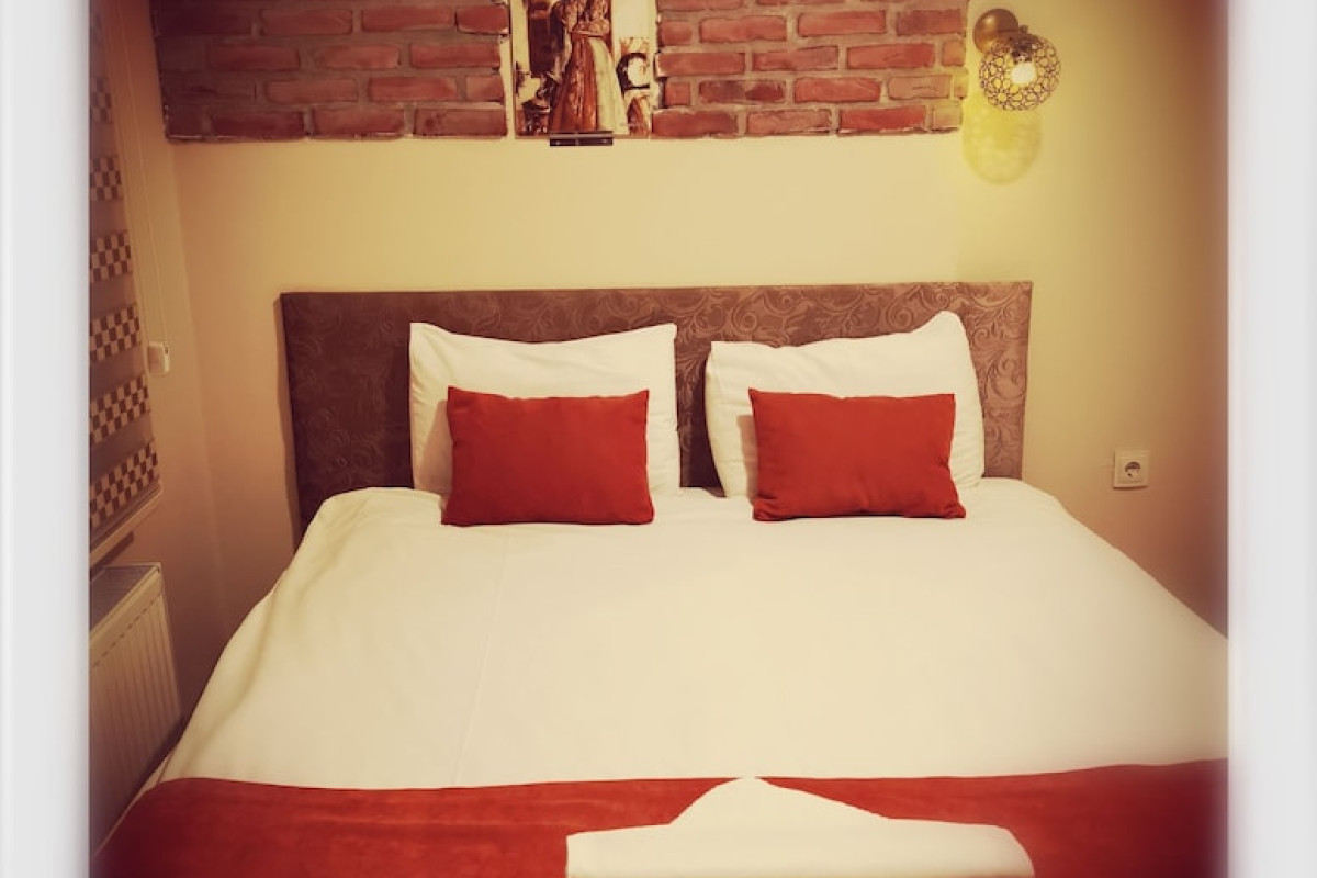 ADOR TROIA HOTEL