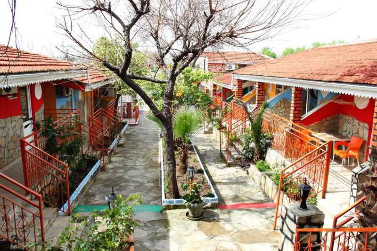 SIDE TEMPLE HOTEL