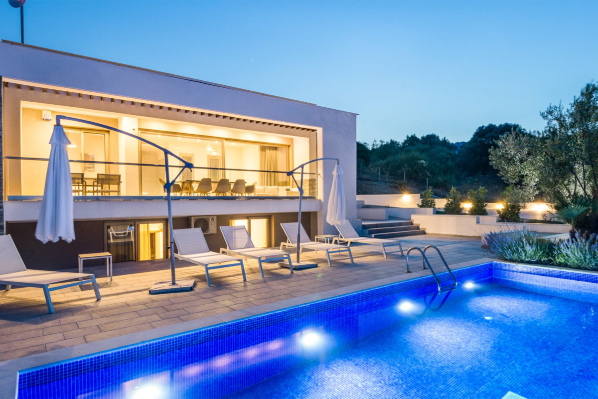 Afisia Villas