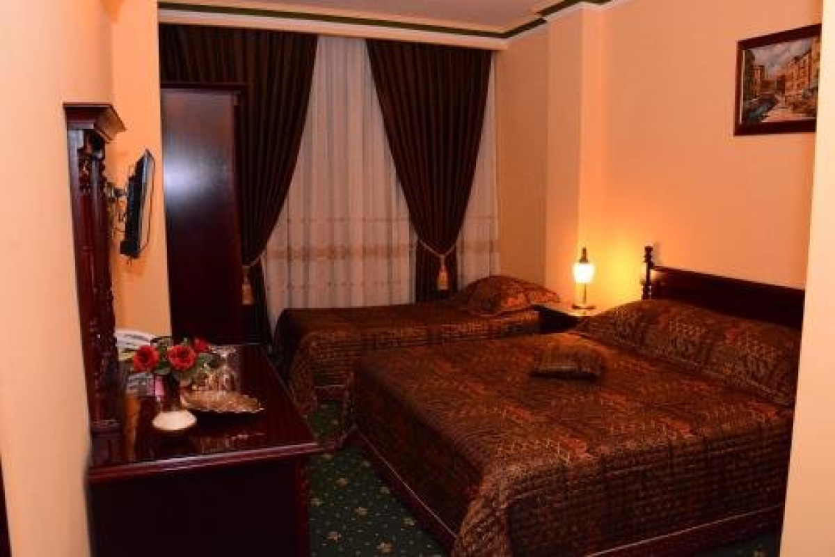 HOTEL CENTRAL