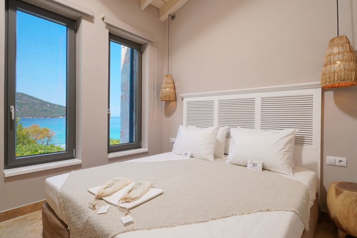 Essentia Luxury