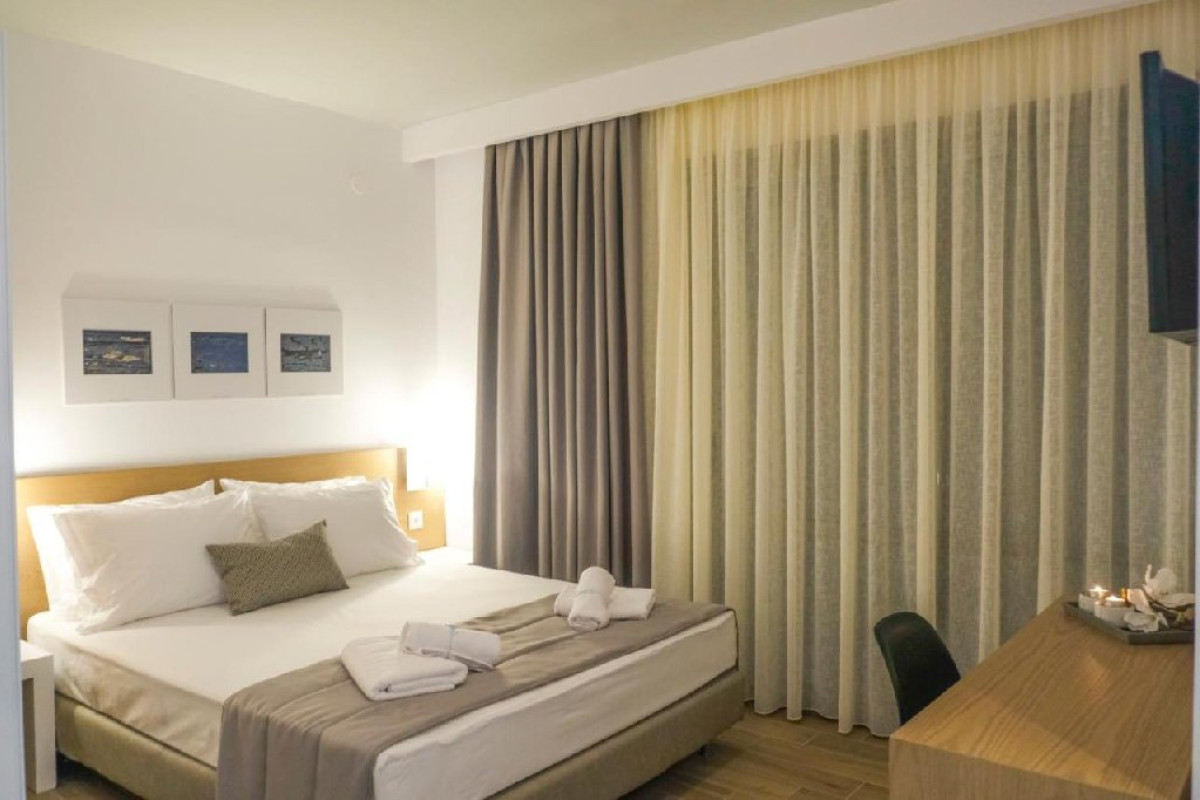 Ilio Mare Beach Hotel (SKALA PRINOS)