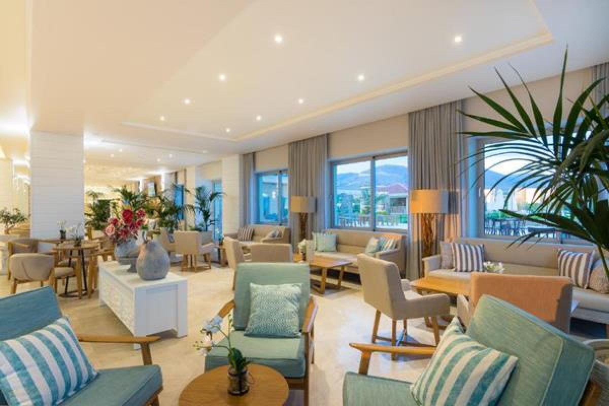 King Maron Hotel