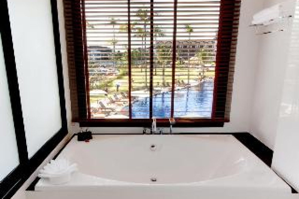 KAMALA BEACH RESORT