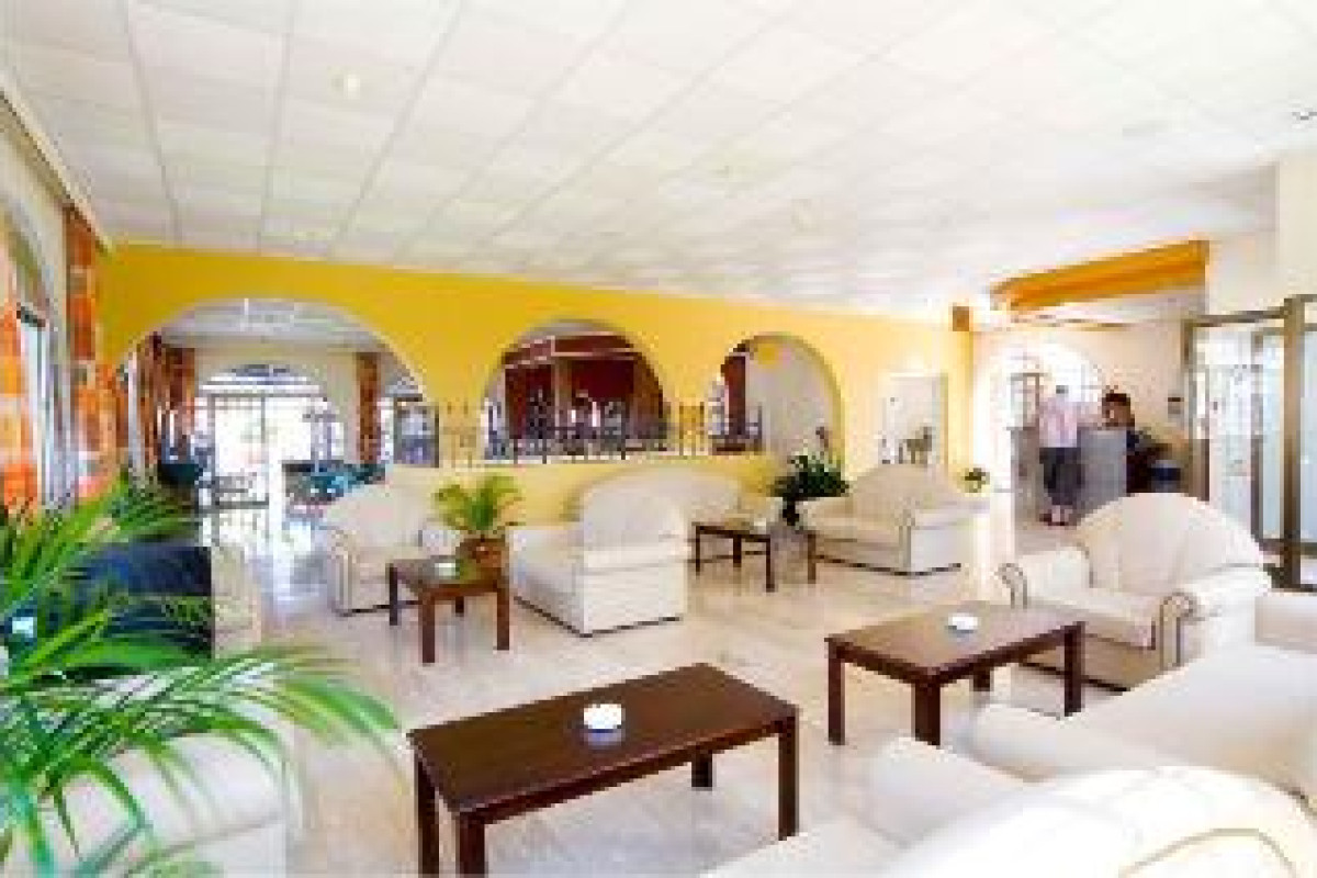 COSMELENIA HOTEL APARTMENTS