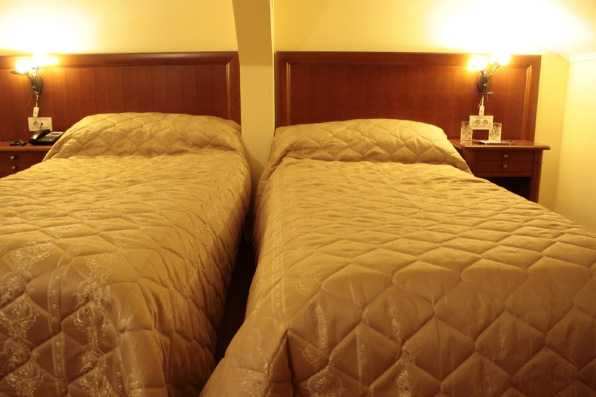 HOTEL MAXIM