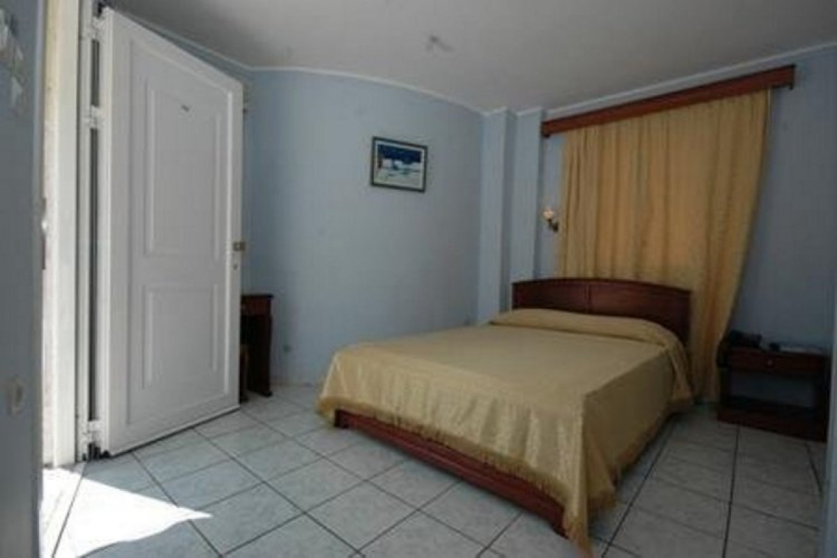 Cecil Hotel