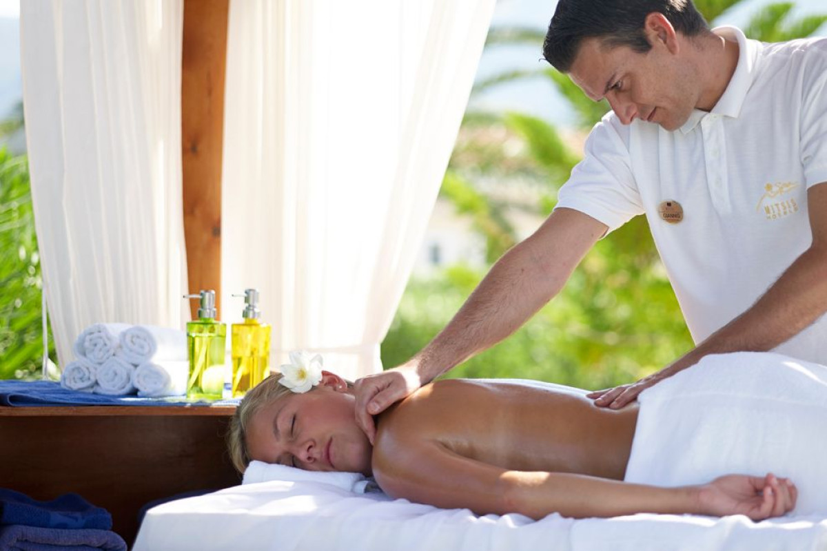 Roda Beach Resort  Spa