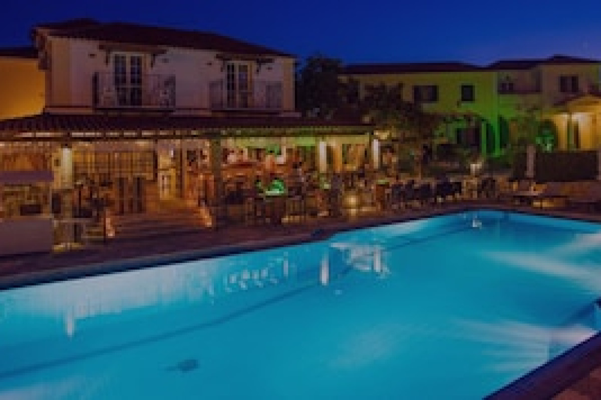 ANAGENESSIS VILLAGE HOTEL