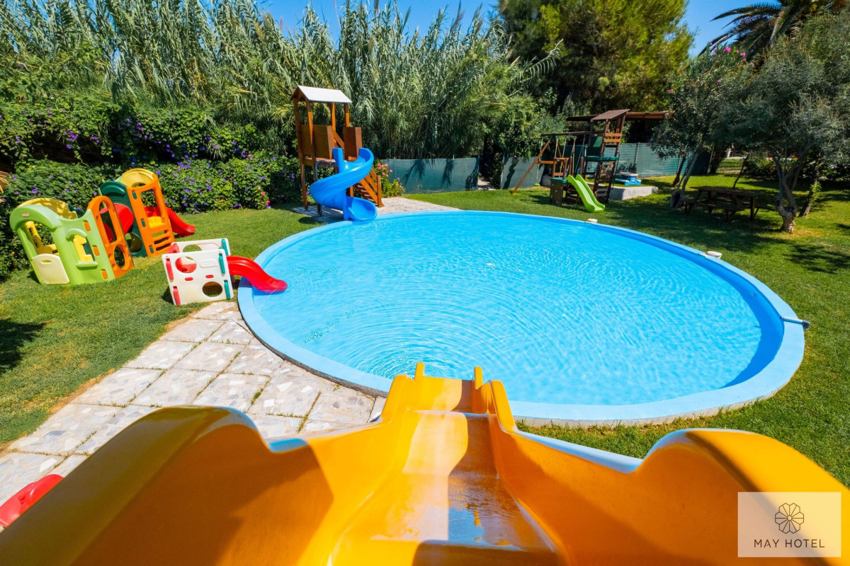 May Beach Hotel Rethymno
