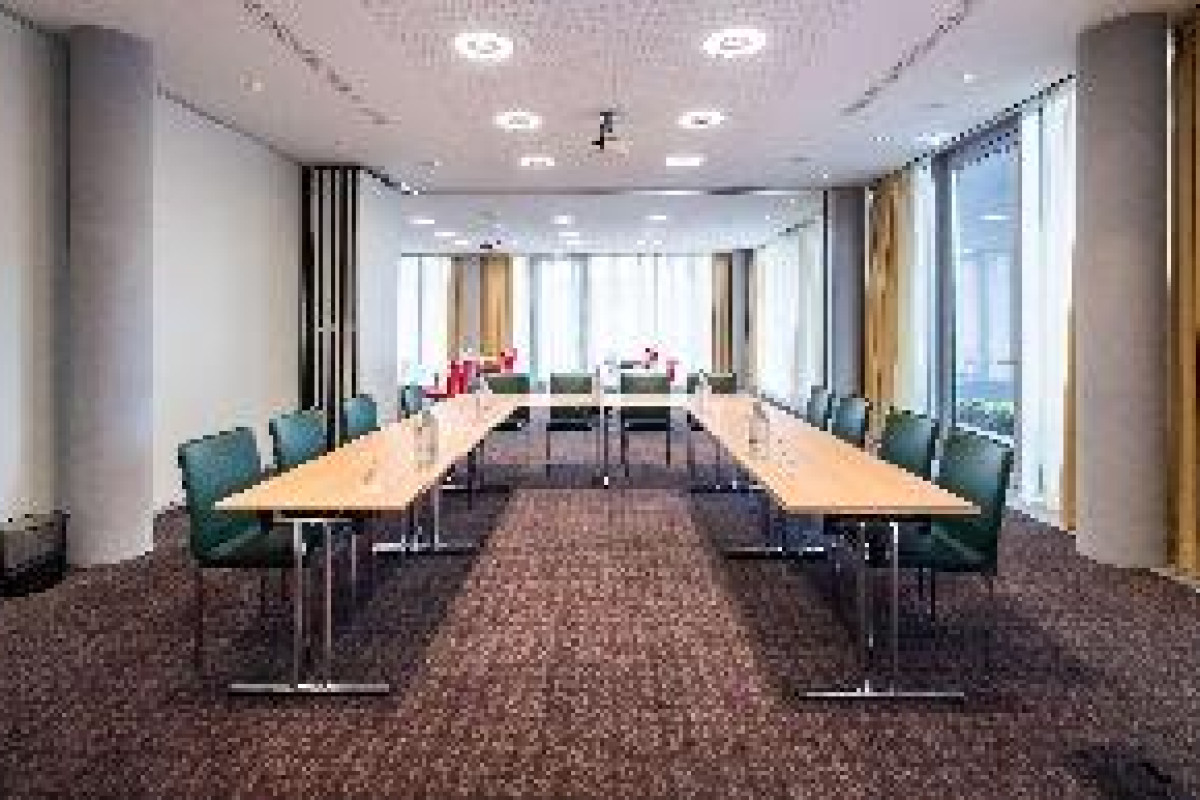 DoubleTree by Hilton Frankfurt Niederrad