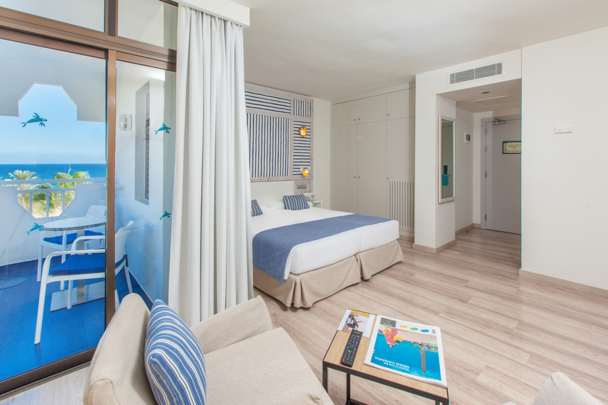 Corallium Beach by Lopesan Hotels