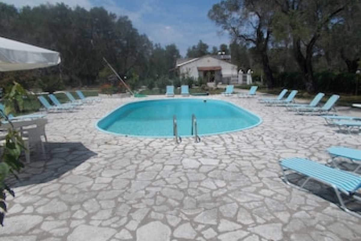 ALYKES FAMILY RESORT