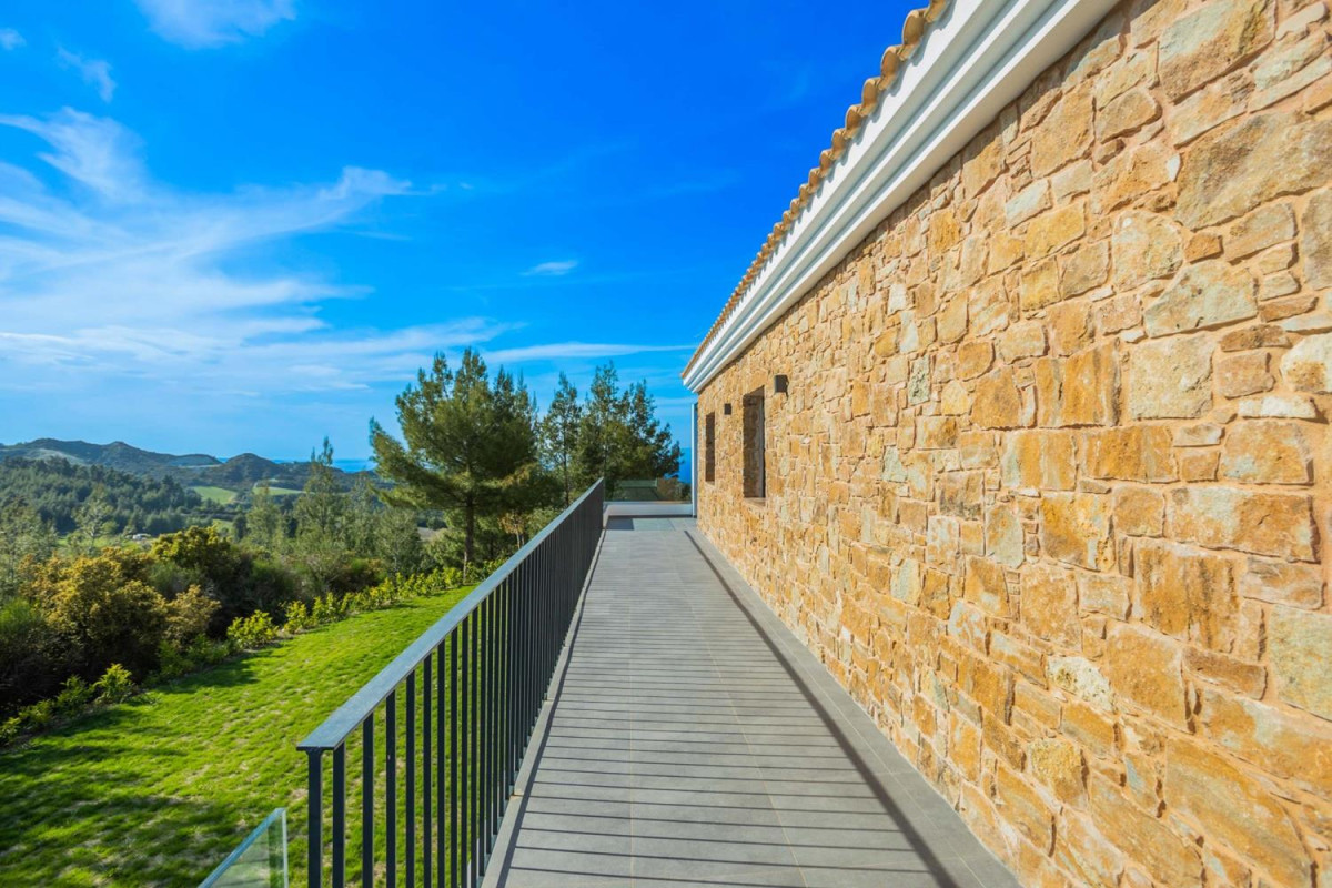 Epta Villas