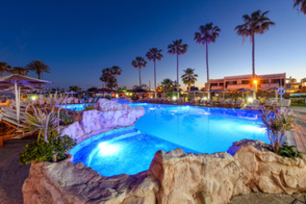 PAVLO NAPA BEACH HOTEL