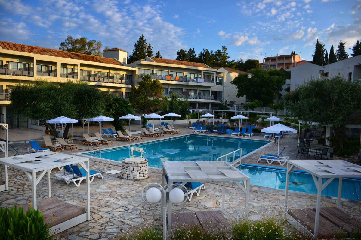 Dassia Holiday Club