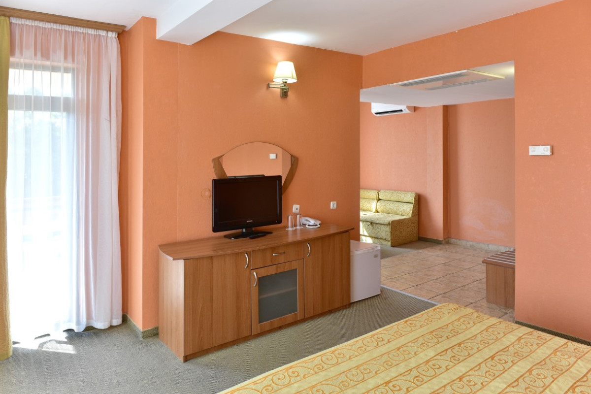 Estreya Palace (St.Constantin:E) 4*