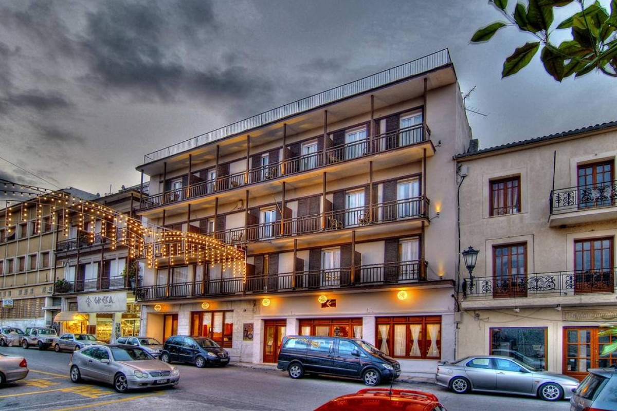 ART PYTHIA HOTEL