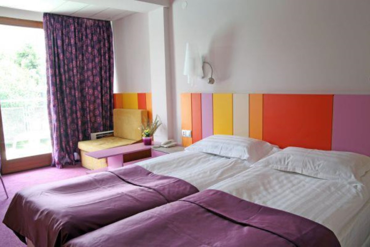 Koral  (St.Constantin:E) 4*