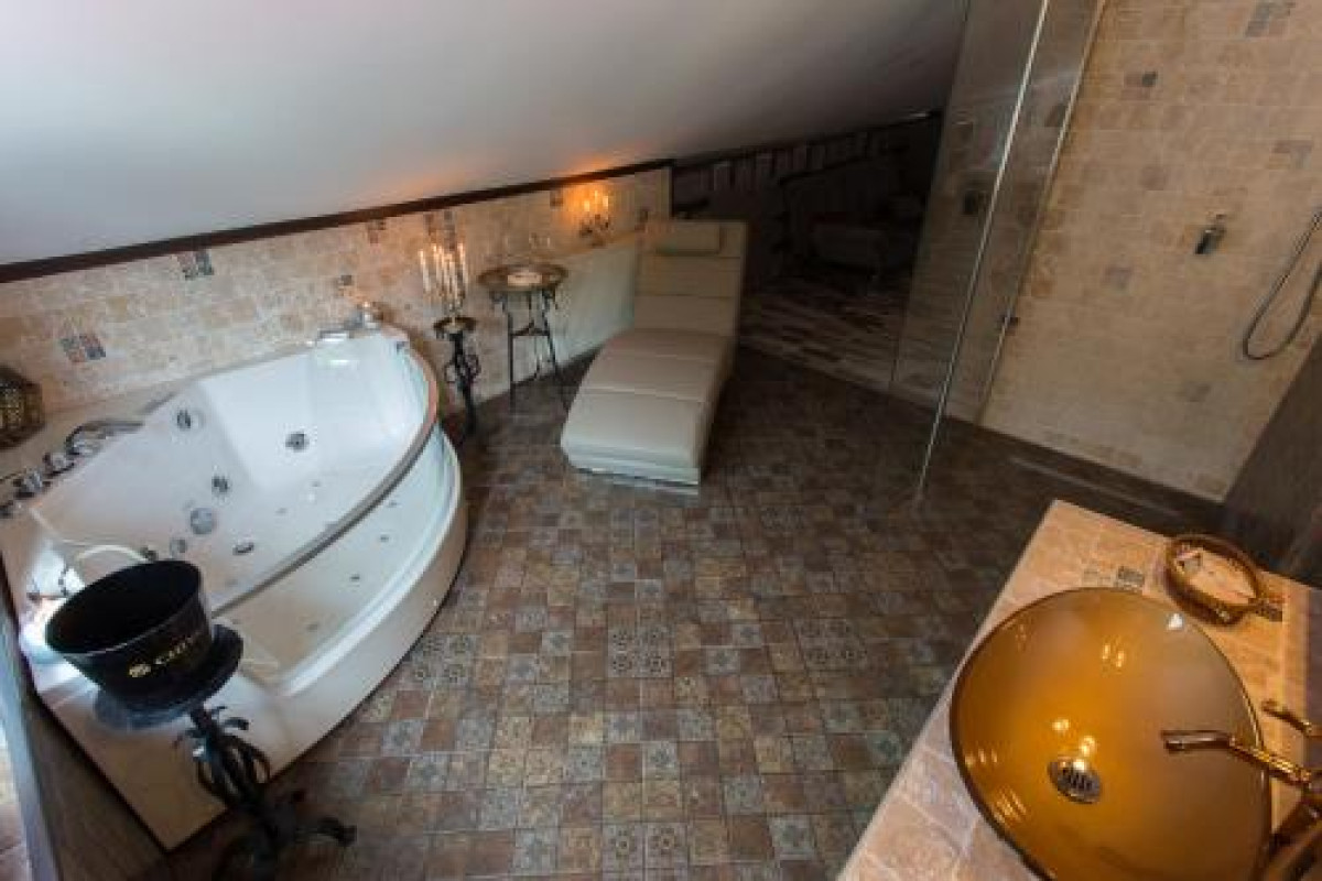 CASA WENGE