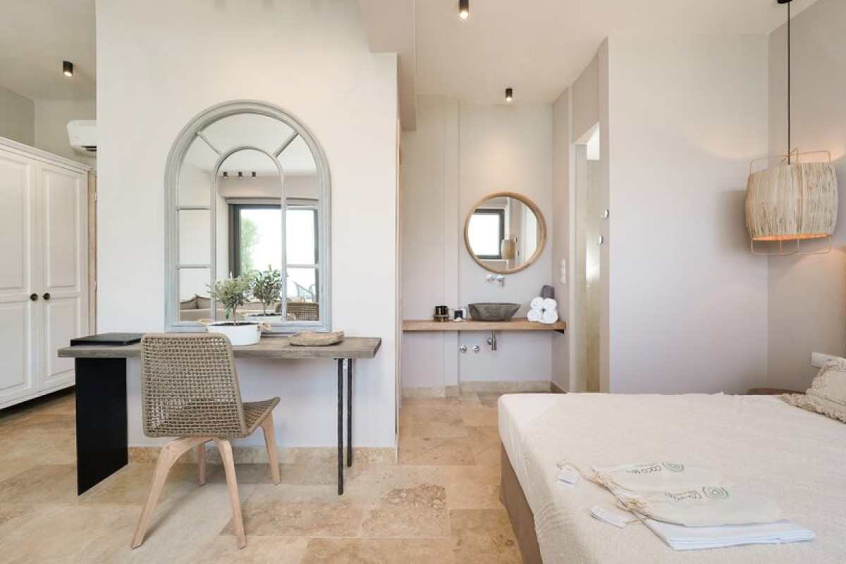 Essentia Luxury