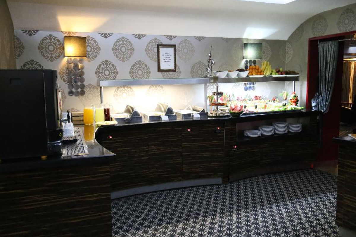 Lion City Hotel