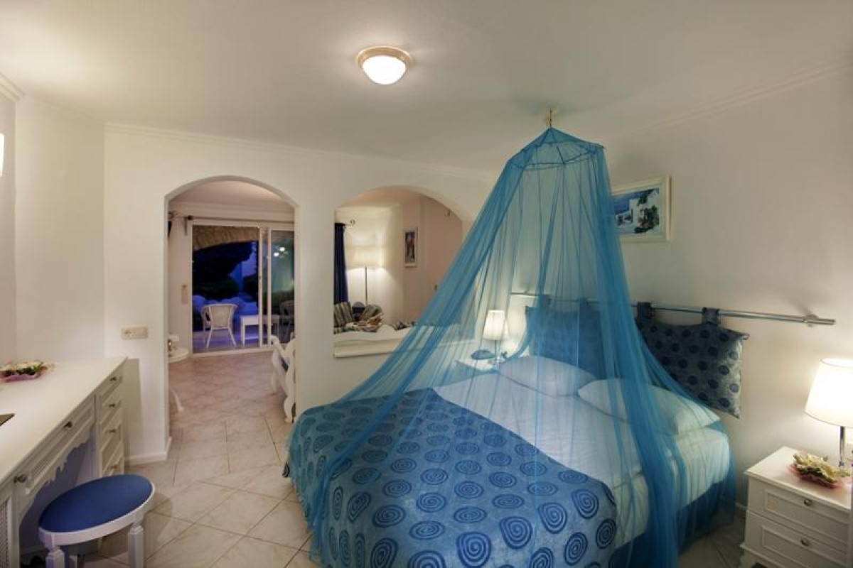 ROYAL ASARLIK BEACH HOTEL AND SPA