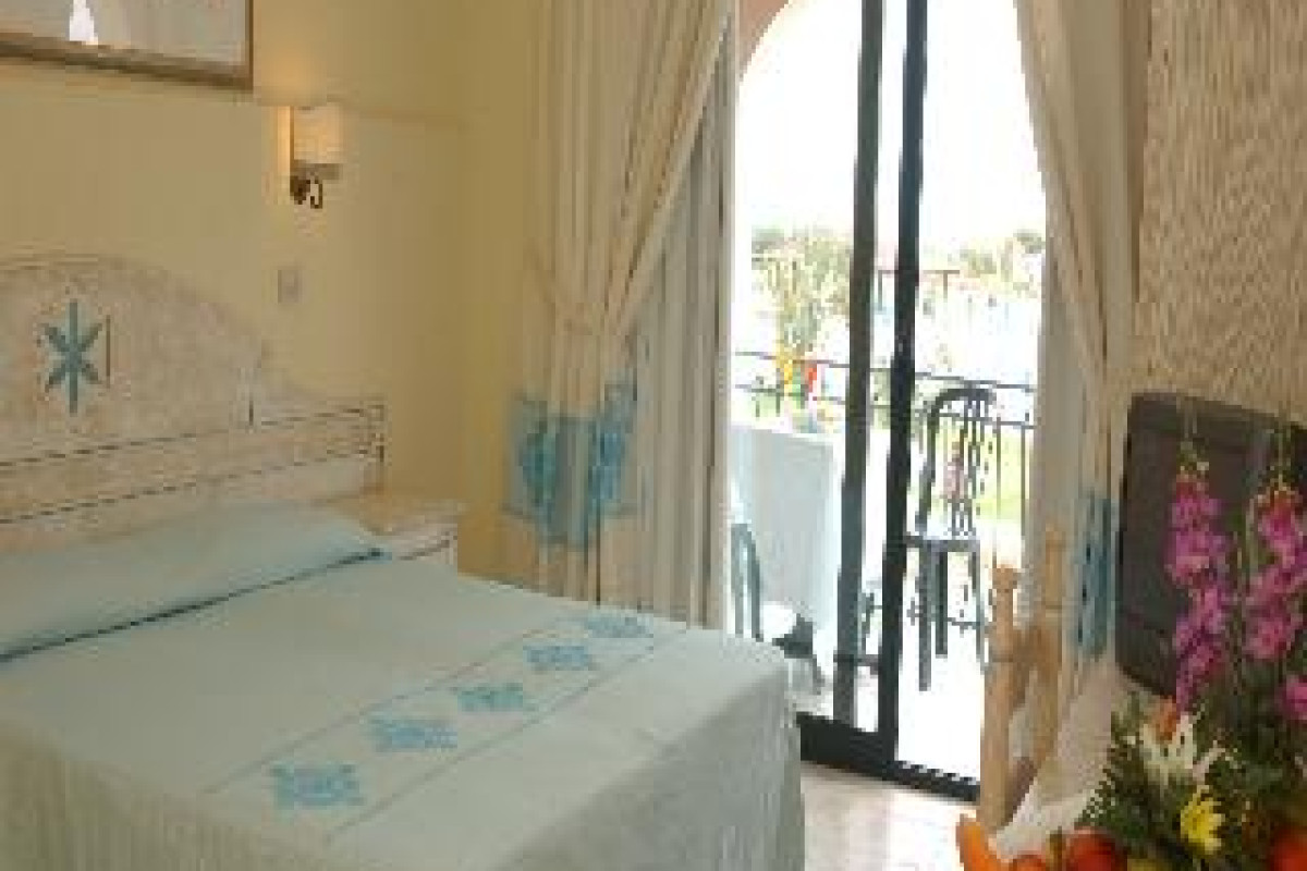 CLUB HOTEL MARINA BEACH