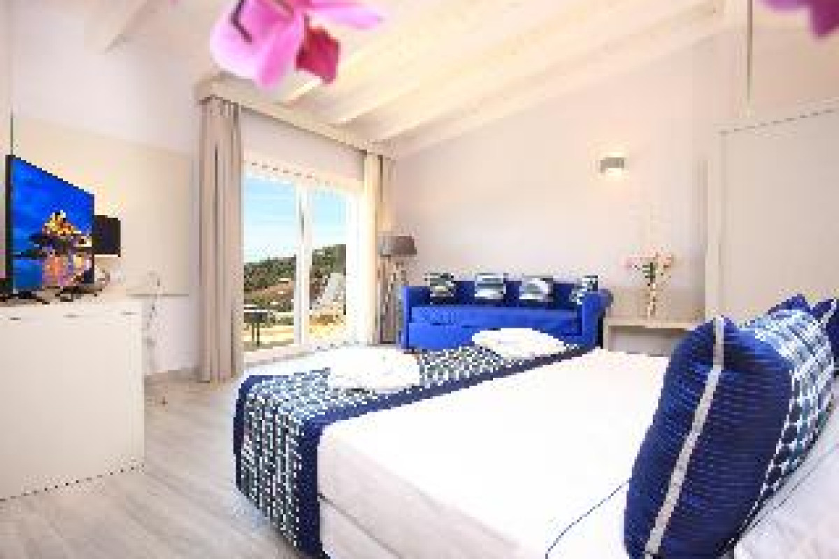 BAJALOGLIA RESORT