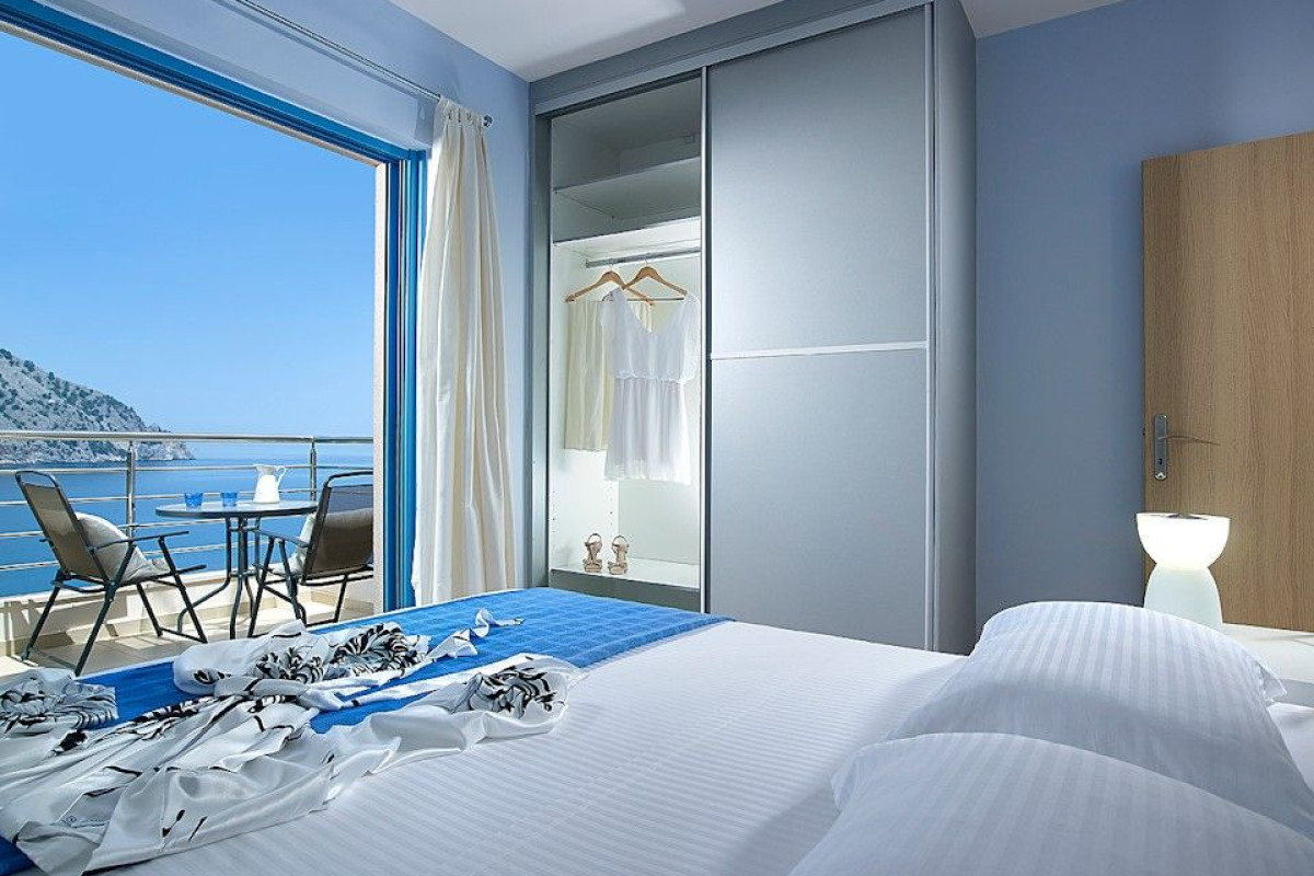 Xenia Residences & Suites