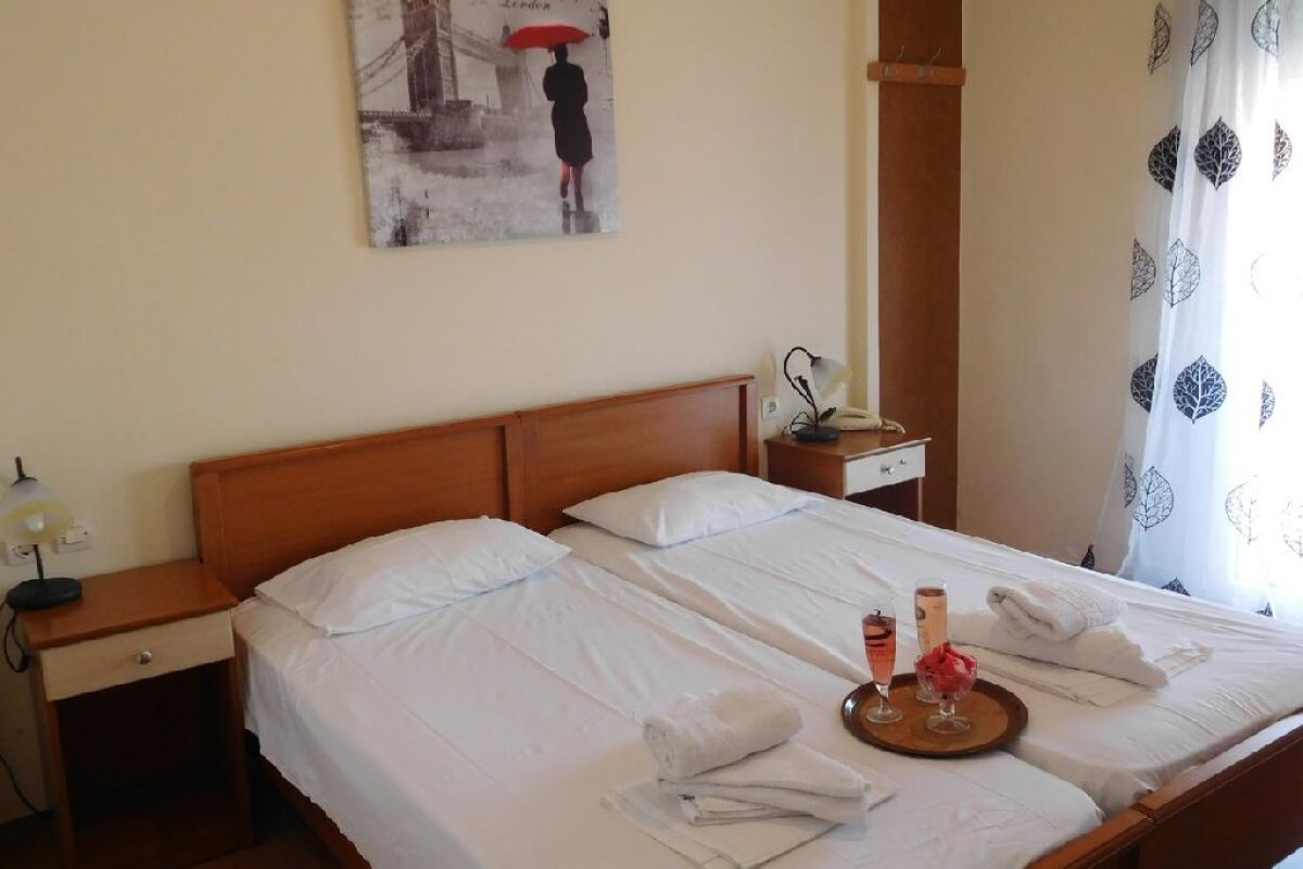EFSTRATIOS HOTEL