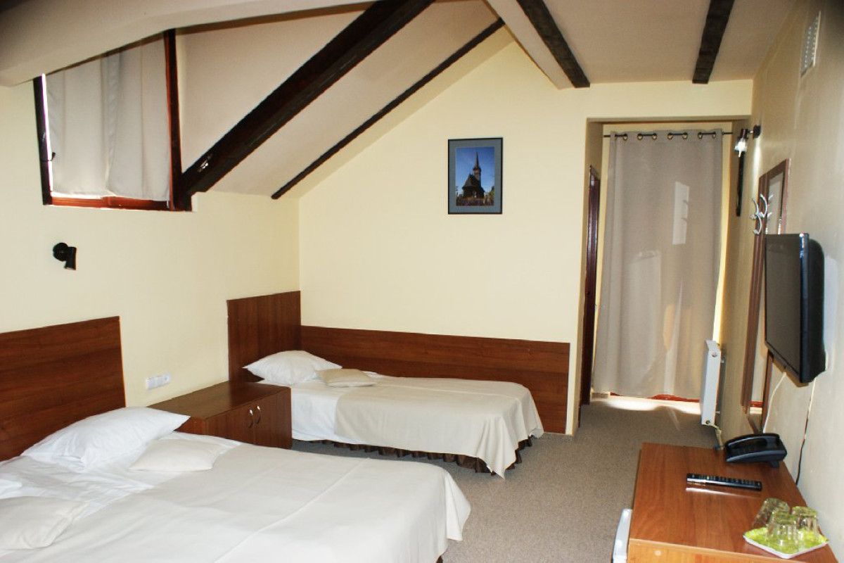 PENSIUNEA HOLIDAY