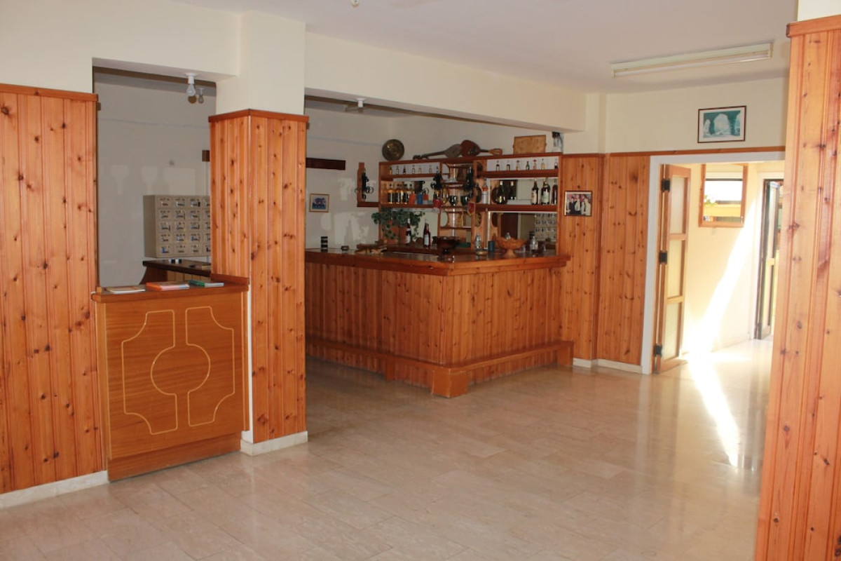 FLOREA HOTEL APARTMENTS