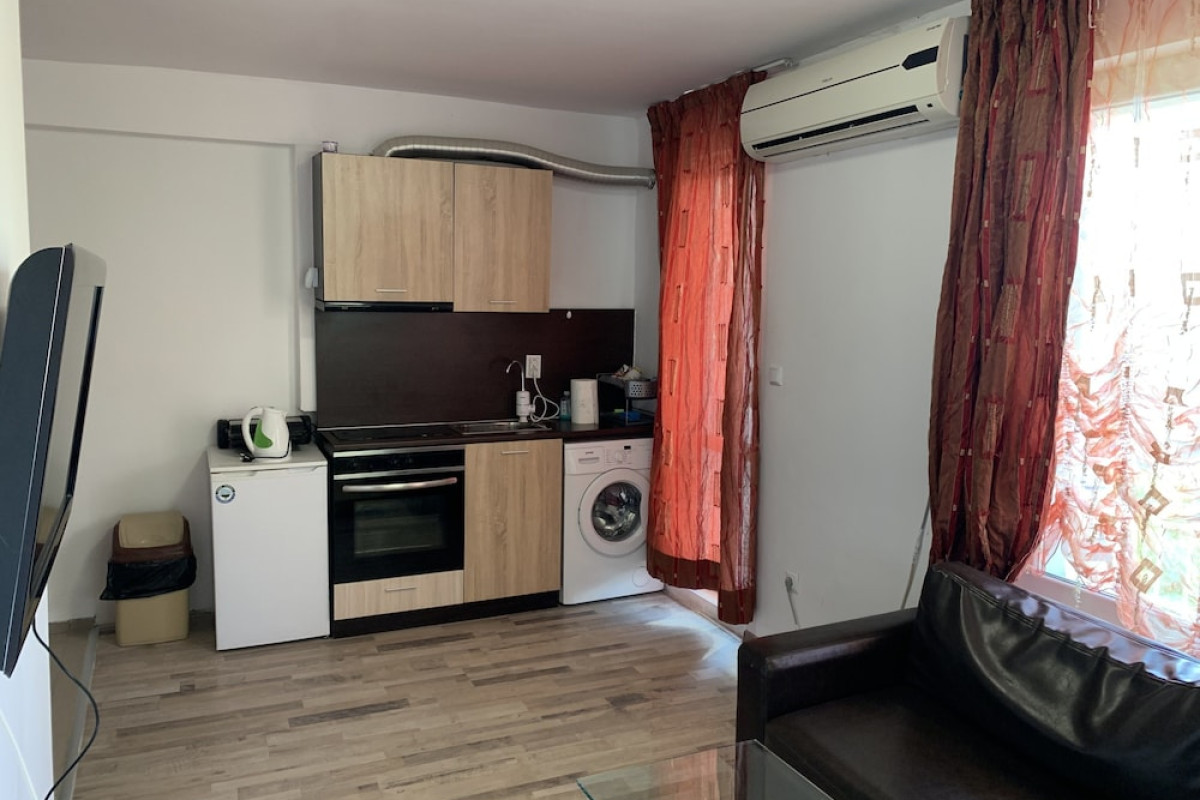 SAMUIL APARTMENTS