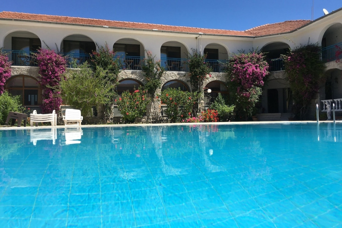 BURC HOTEL
