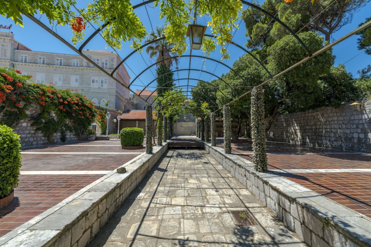 LAPAD HOTEL