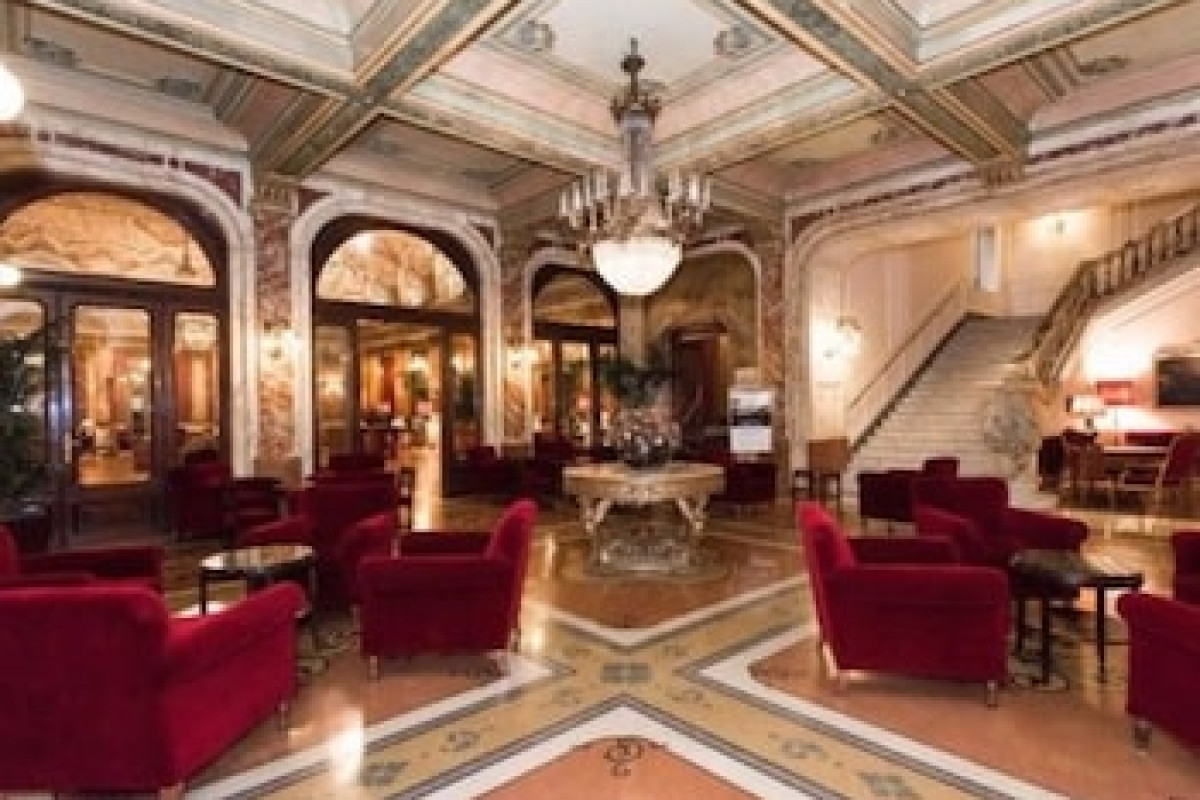 Grand Hotel Plaza