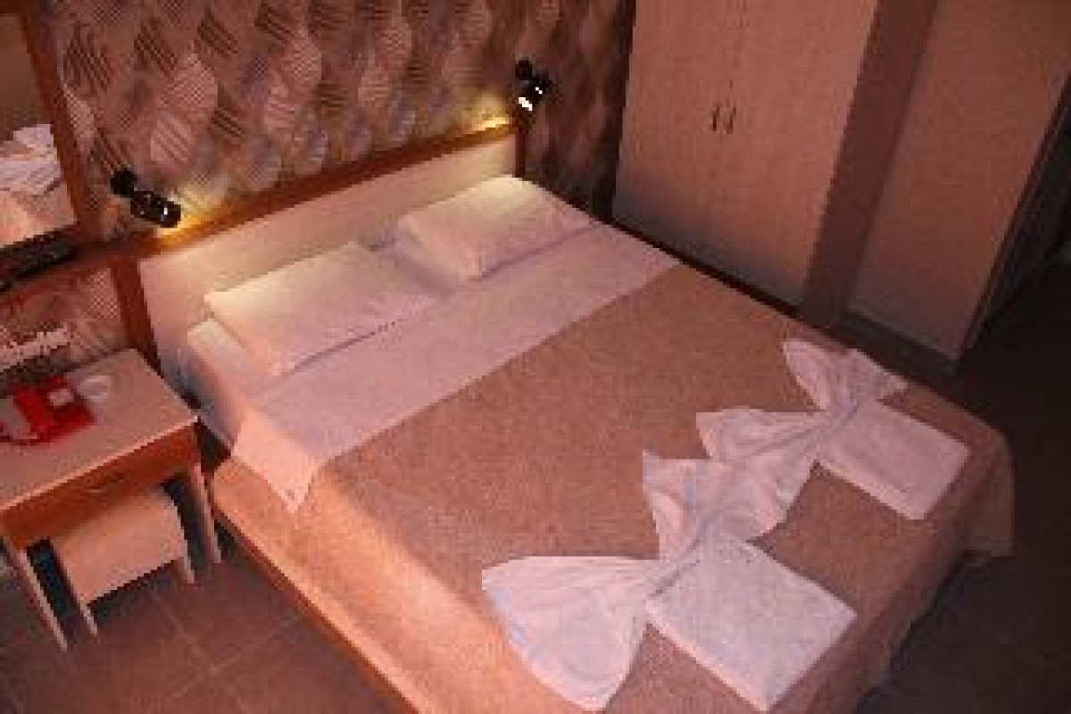 SATURN HOTEL