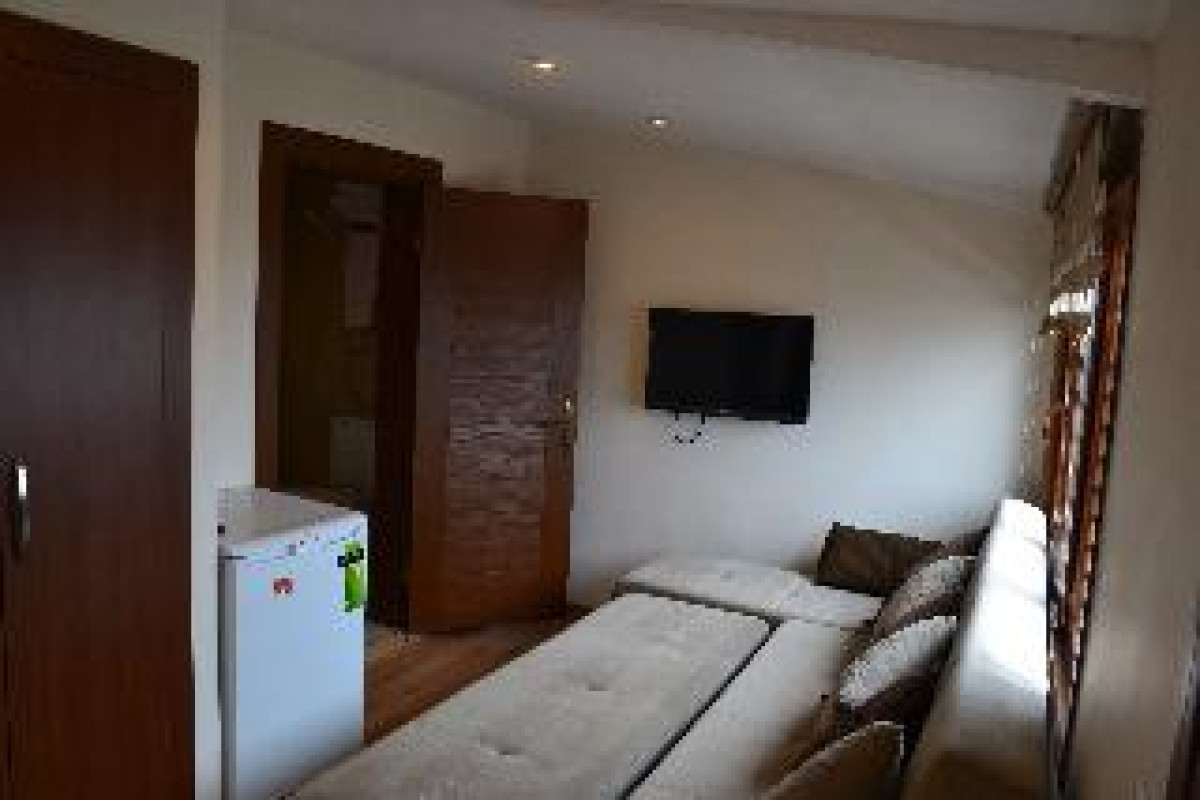 SEVEN DAYS HOTEL