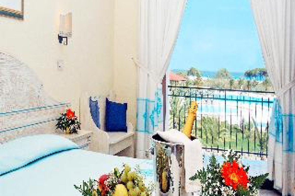 CLUB HOTEL MARINA BEACH