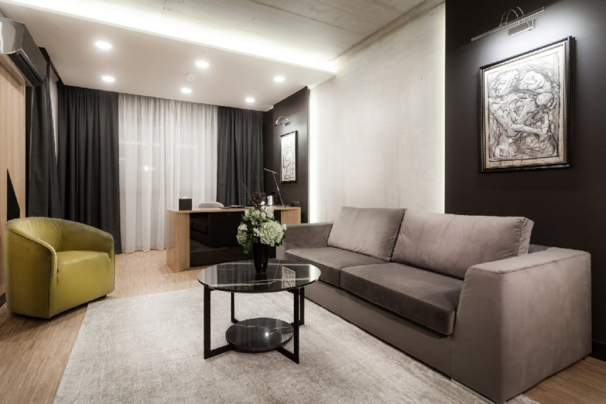 HOTEL PLATINIA