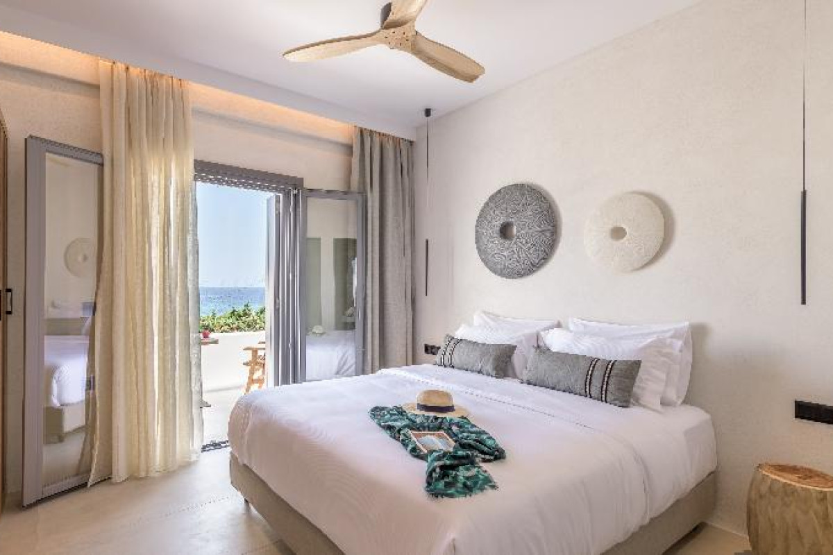 Nove Milos Luxury by Estia